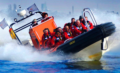 Powerboating on the Thames